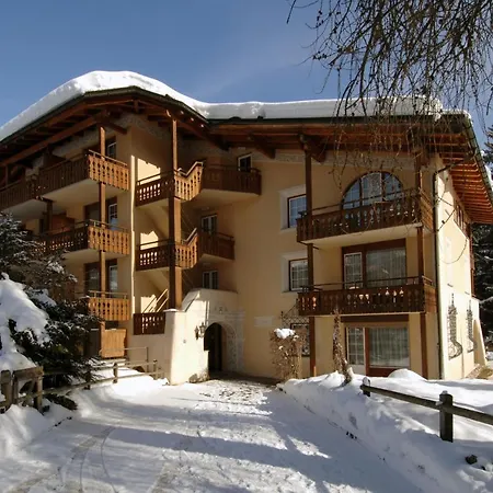 Szálloda Soldanella By Adula 3*
